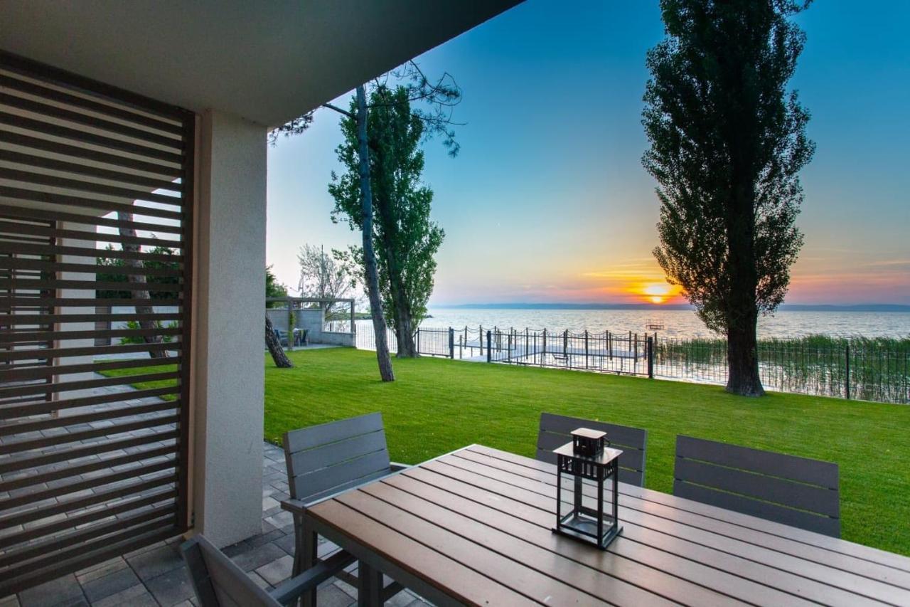 Beach 101 Villa Siofok Exterior photo