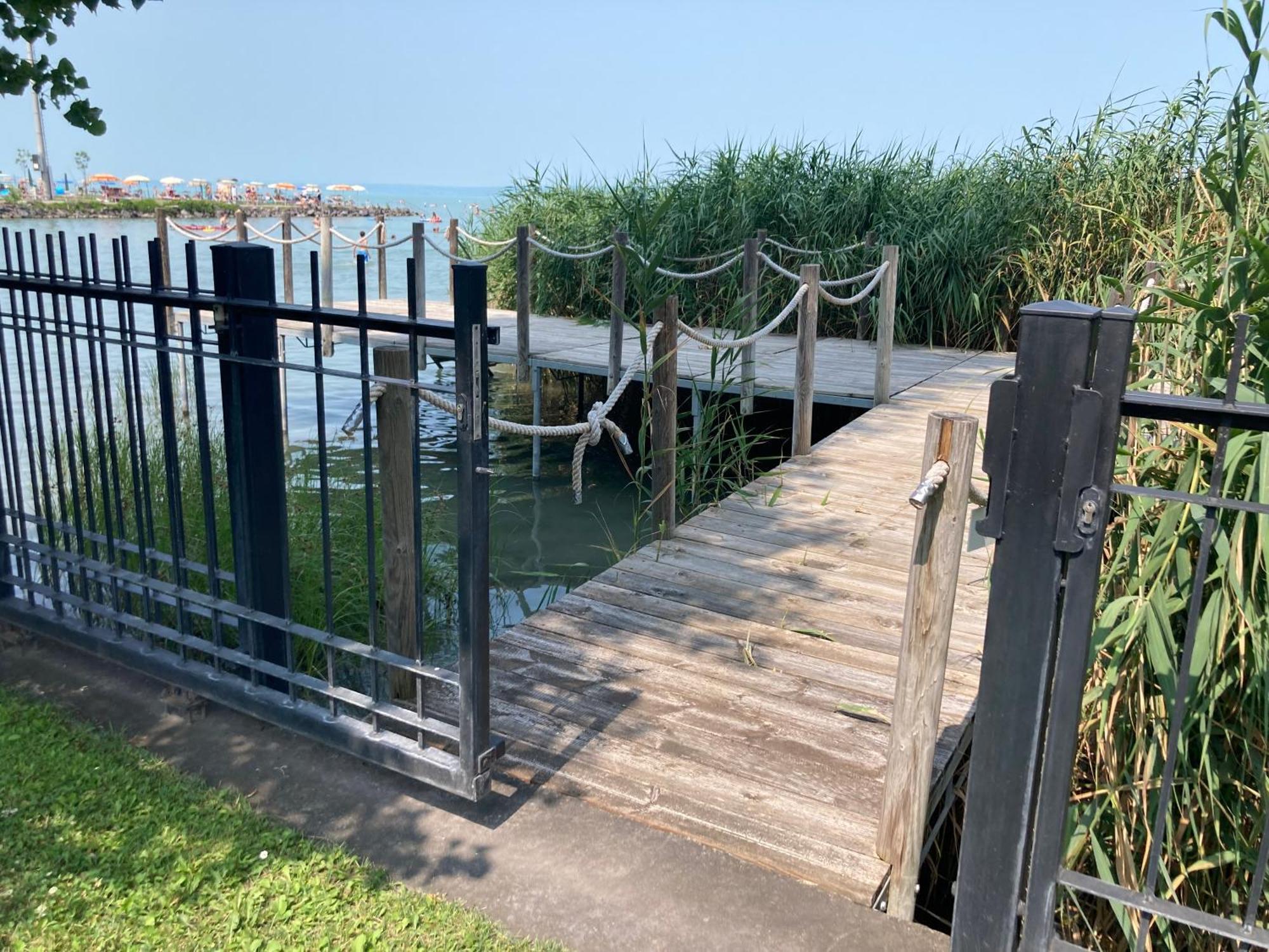 Beach 101 Villa Siofok Exterior photo